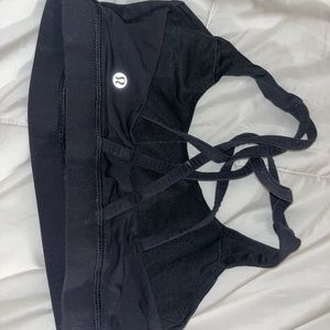 Black Lululemon Energy Sports Bra